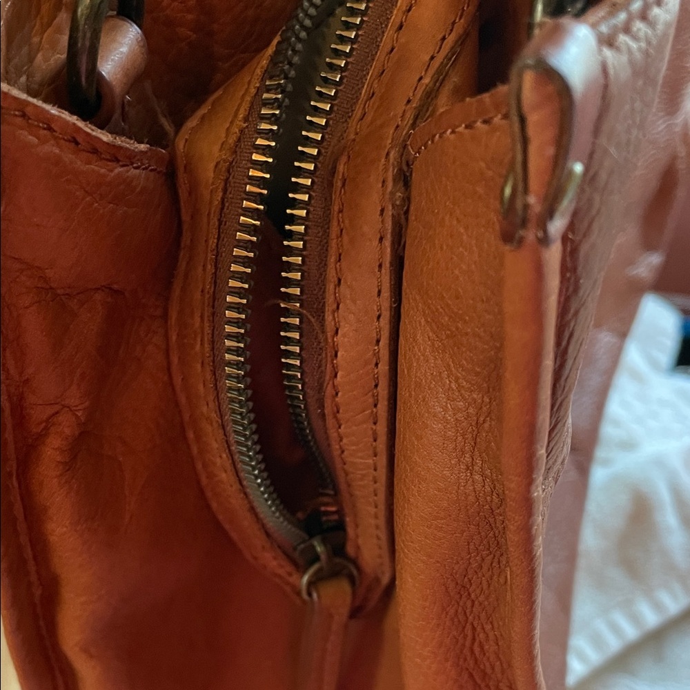 American Leather Co. Brown Shoulder Bag - Picture 8 of 16